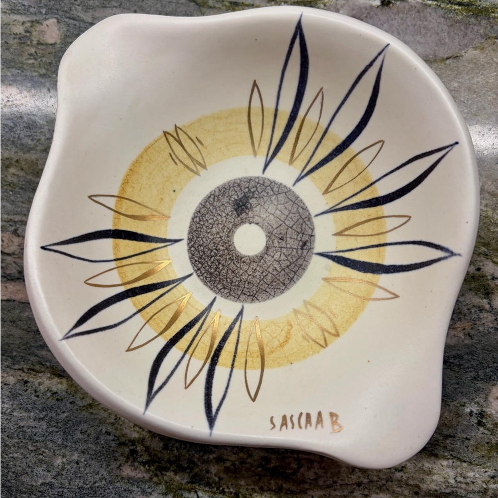 Sascha Brastoff Trinket Dish